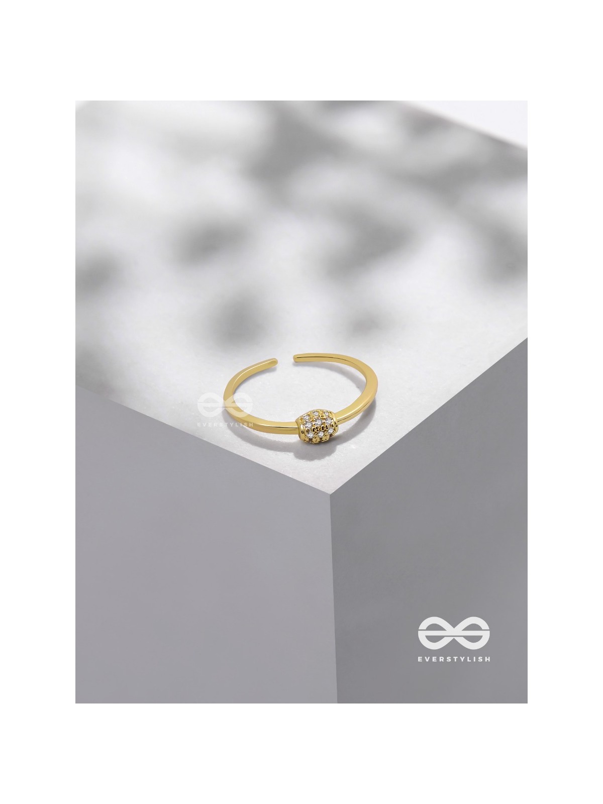 The Rare Lustre - Golden Cubic Zirconia Ring 