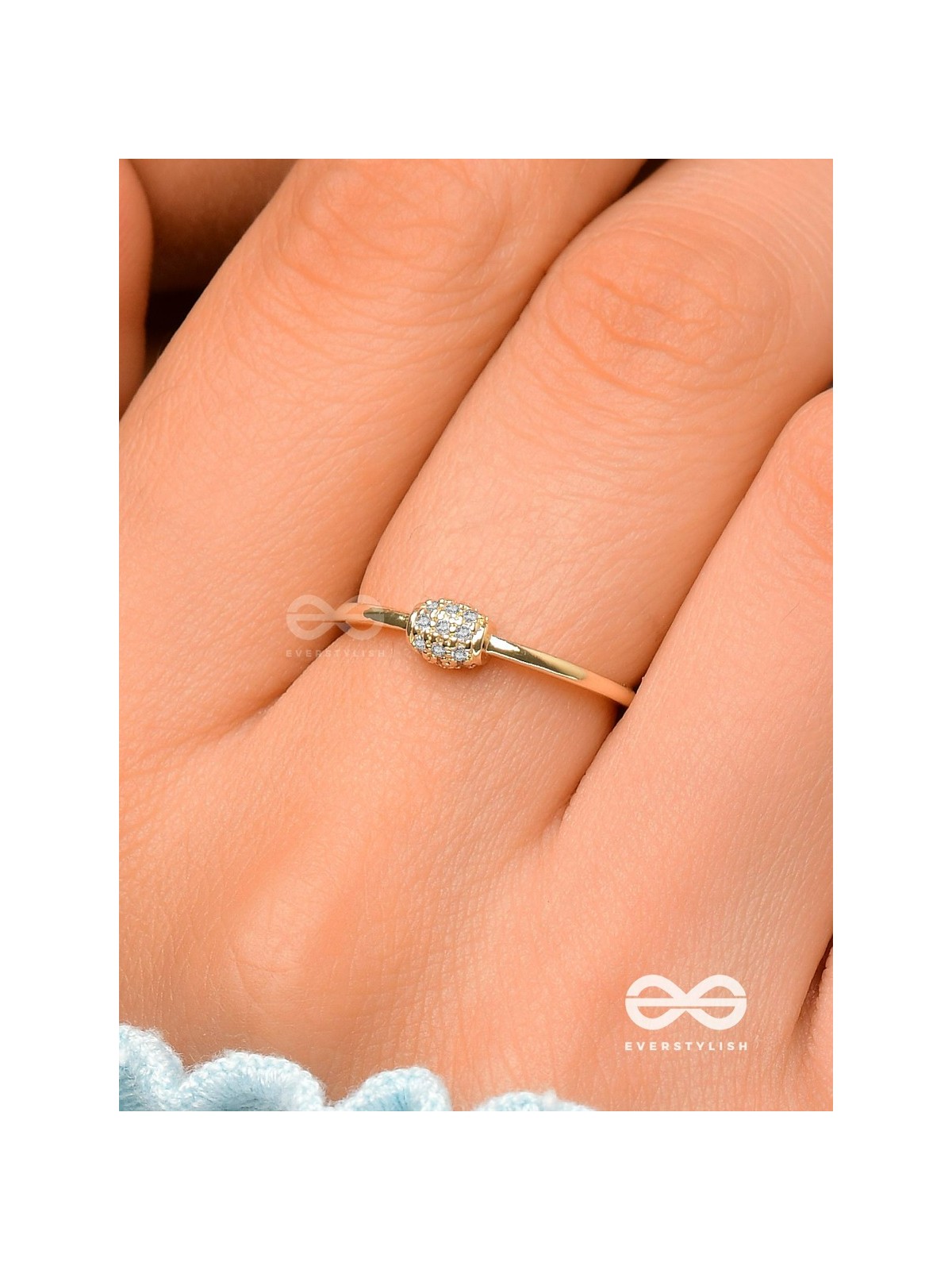 The Rare Lustre - Golden Cubic Zirconia Ring 