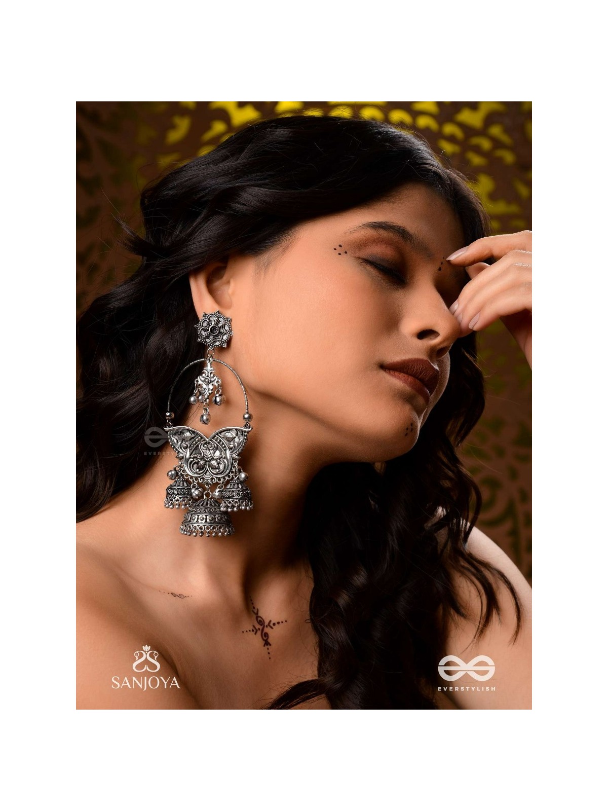  CHANDRAVALLARI-MOON VINE-SUBTLE SILVER CHANDBAALI ADORNED WITH GHUNGHROO'S