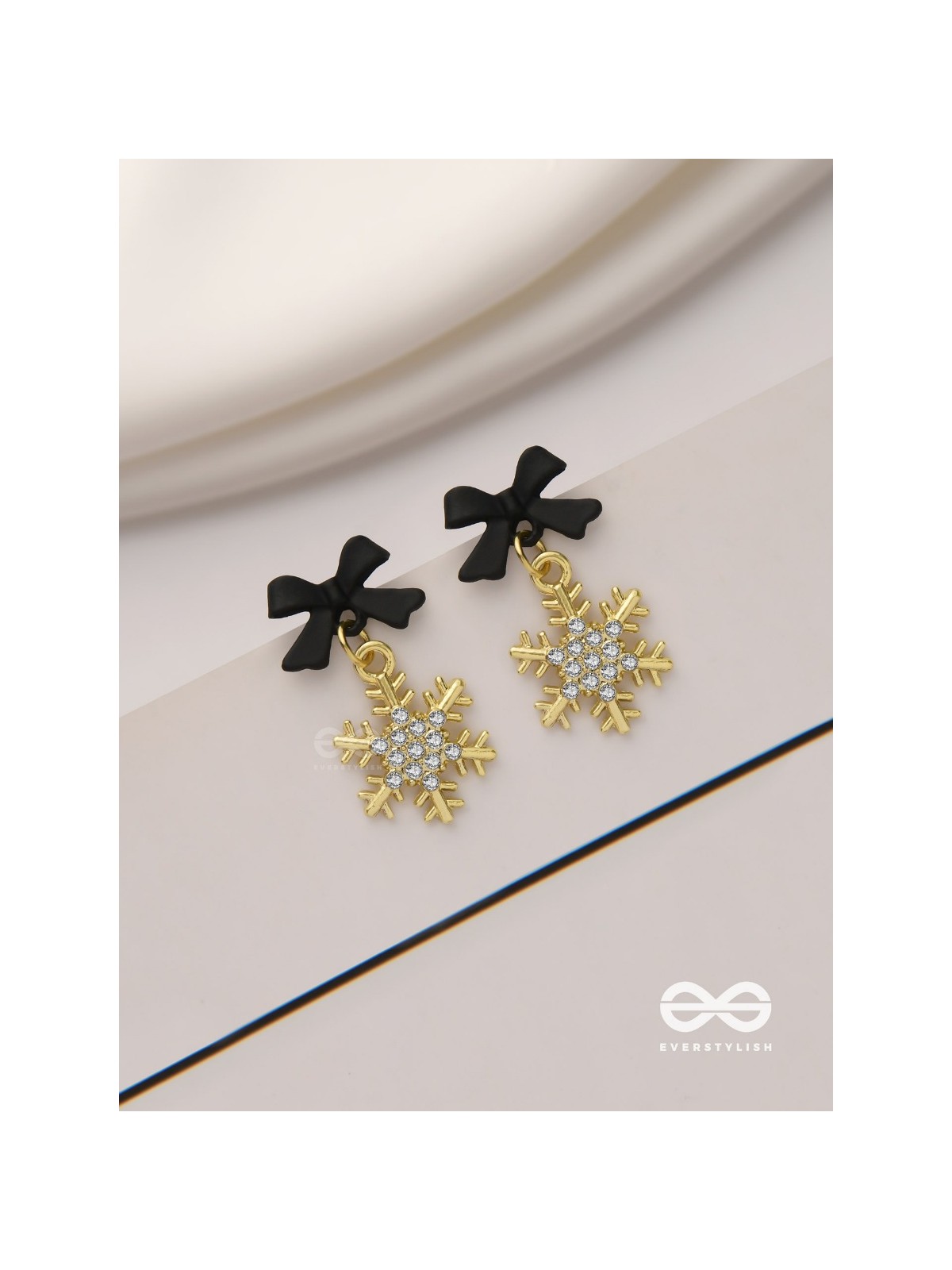 Nocturnal snowcharms- Dangling earrings with black velvety bows and golden stars 