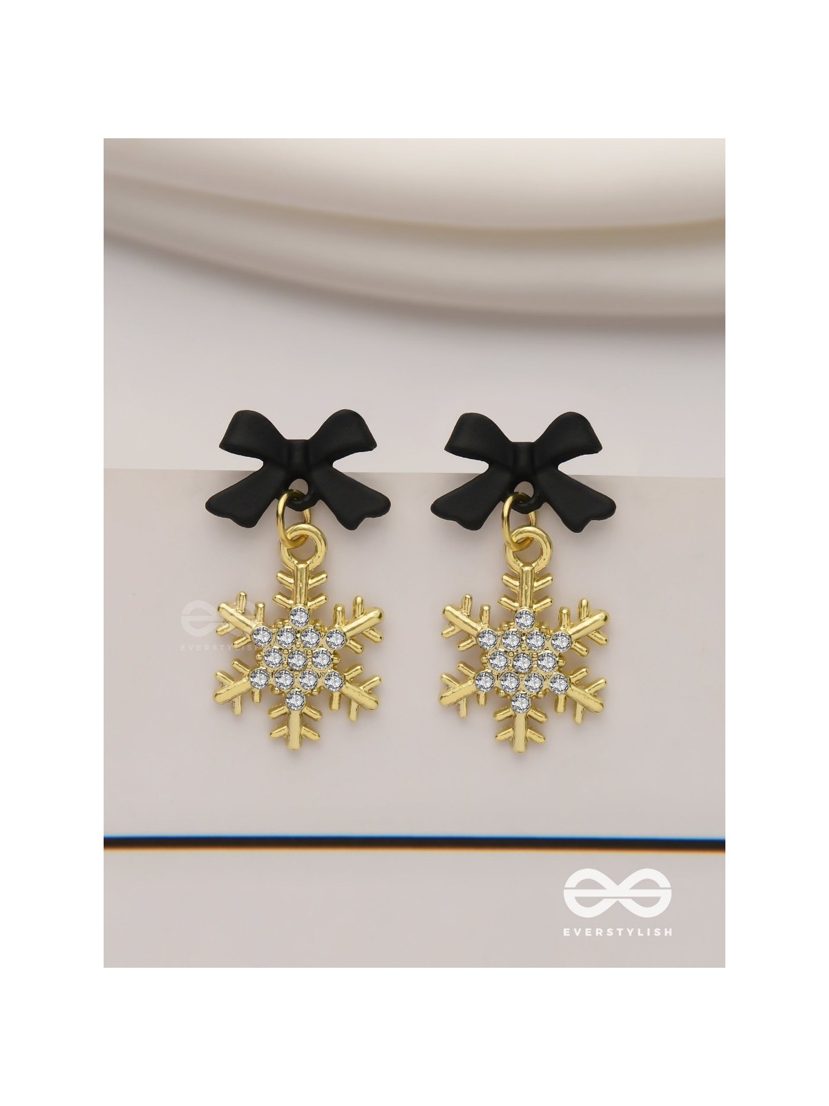 Nocturnal snowcharms- Dangling earrings with black velvety bows and golden stars 