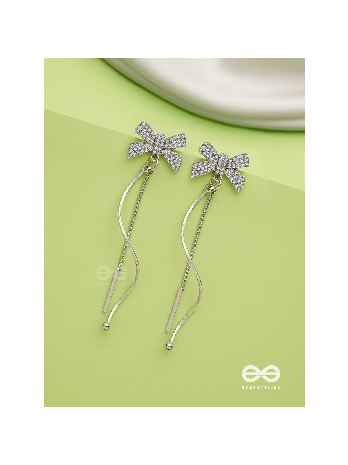 Starry Knots- Dangling Silver Cubic Zirconia Earrings 