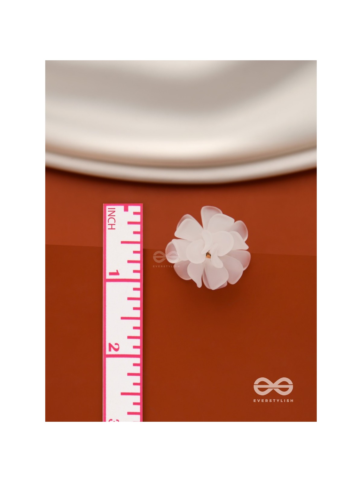  Spring fling - White floral studs 