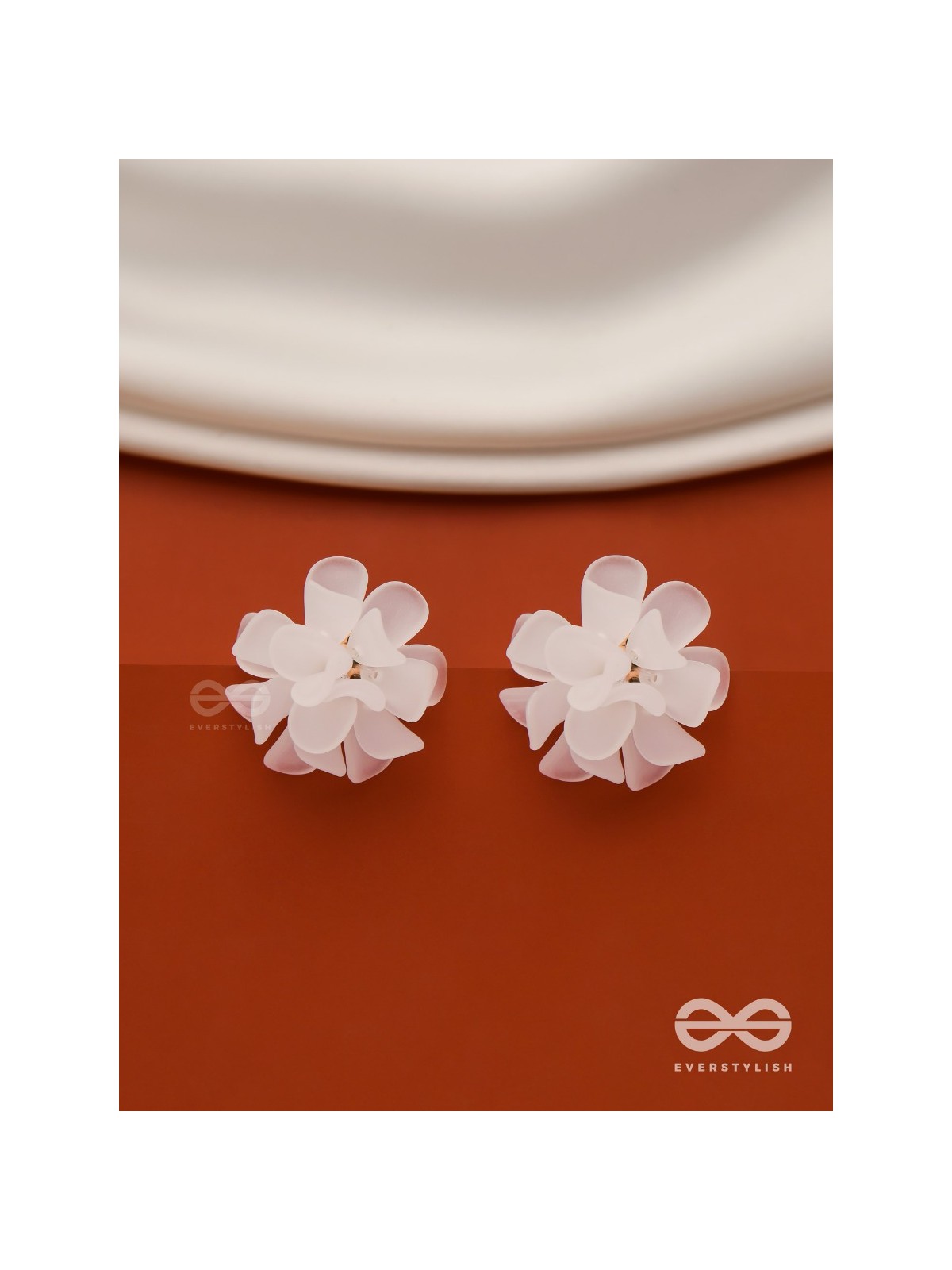  Spring fling - White floral studs 