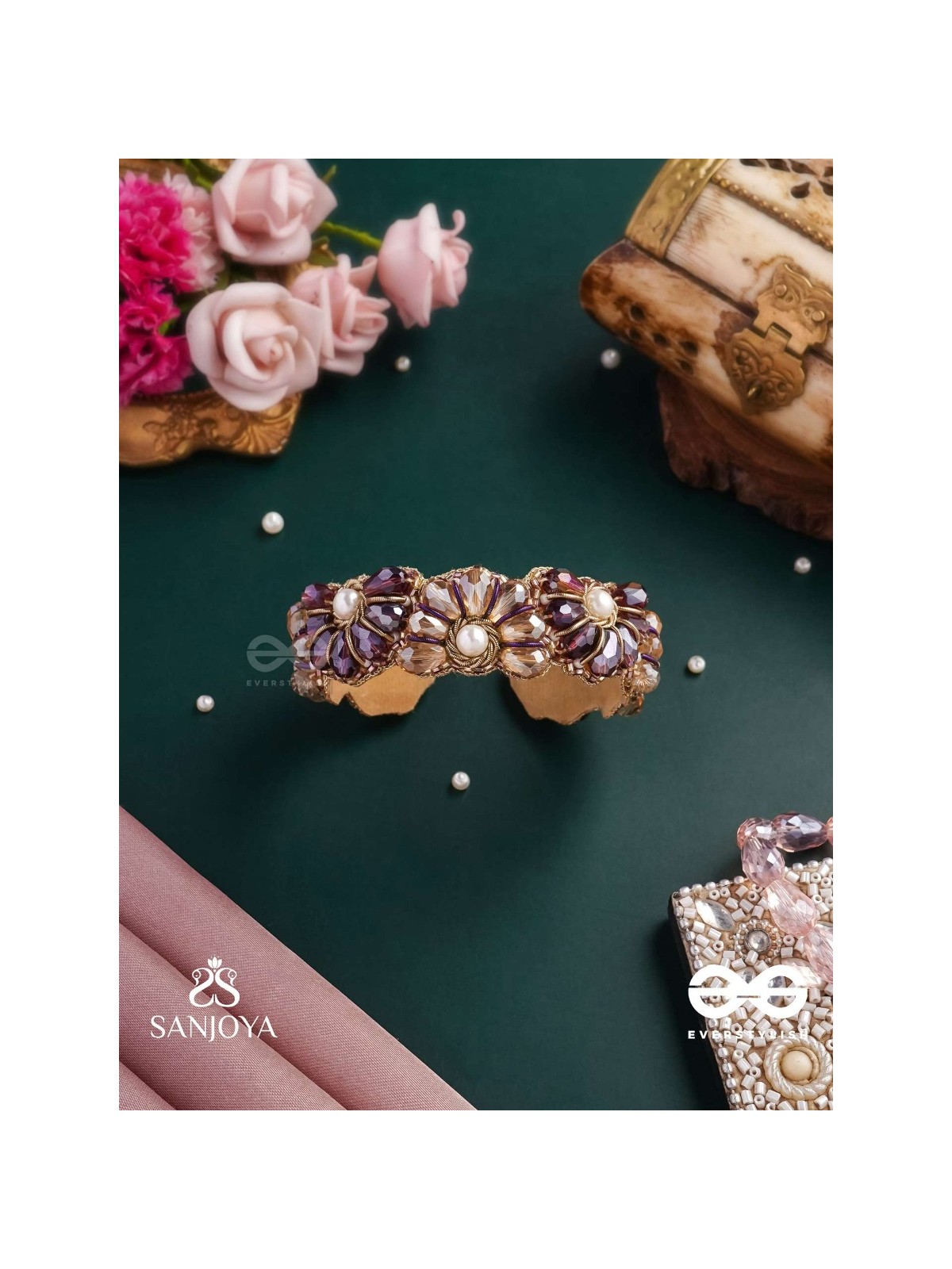 SHYAMALIKA – DARK BLOOM A FLORAL-INSPIRED BRACELET ADORNED WITH DARK-HUED GEMSTONES AND PEARLS