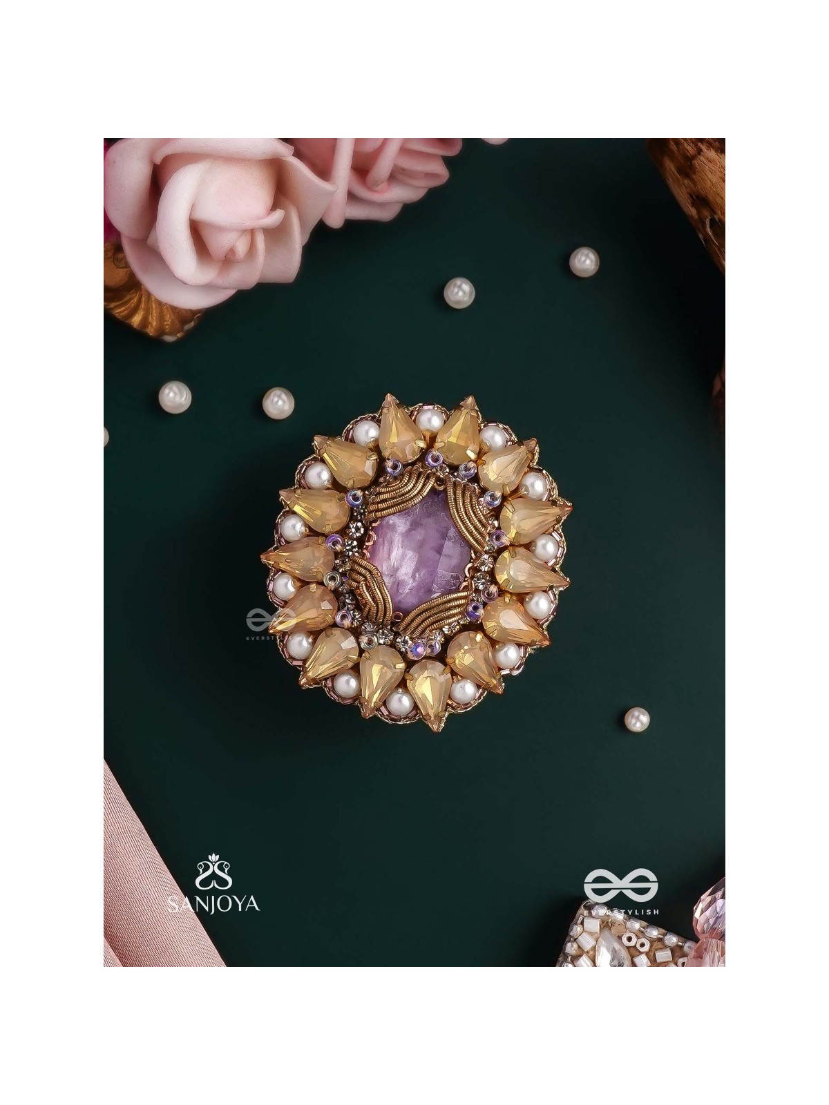 KANAKA PUSHPA – GOLDEN FLOWER EMBROIDERED FLOWER-SHAPED RING ADORNED WITH YELLOW GEMS AND PEARLS, GIVING A GOLDEN GLOW