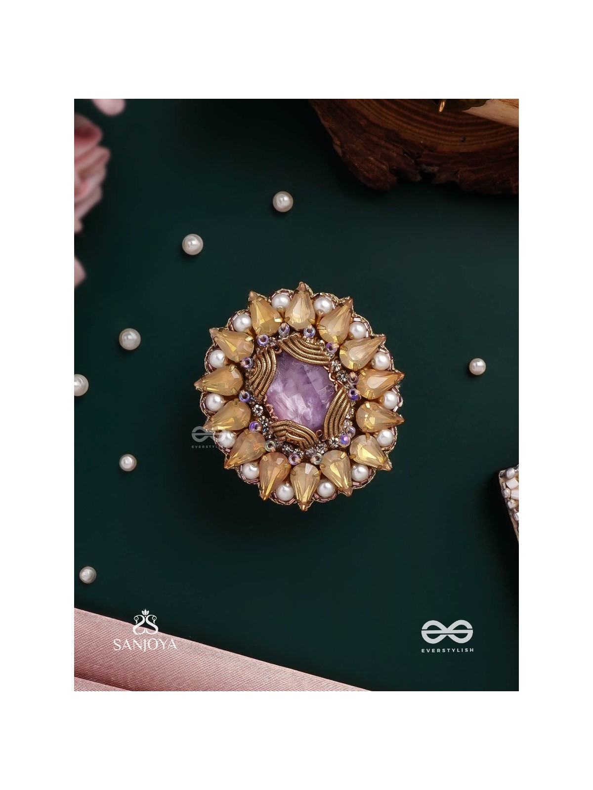 KANAKA PUSHPA – GOLDEN FLOWER EMBROIDERED FLOWER-SHAPED RING ADORNED WITH YELLOW GEMS AND PEARLS, GIVING A GOLDEN GLOW