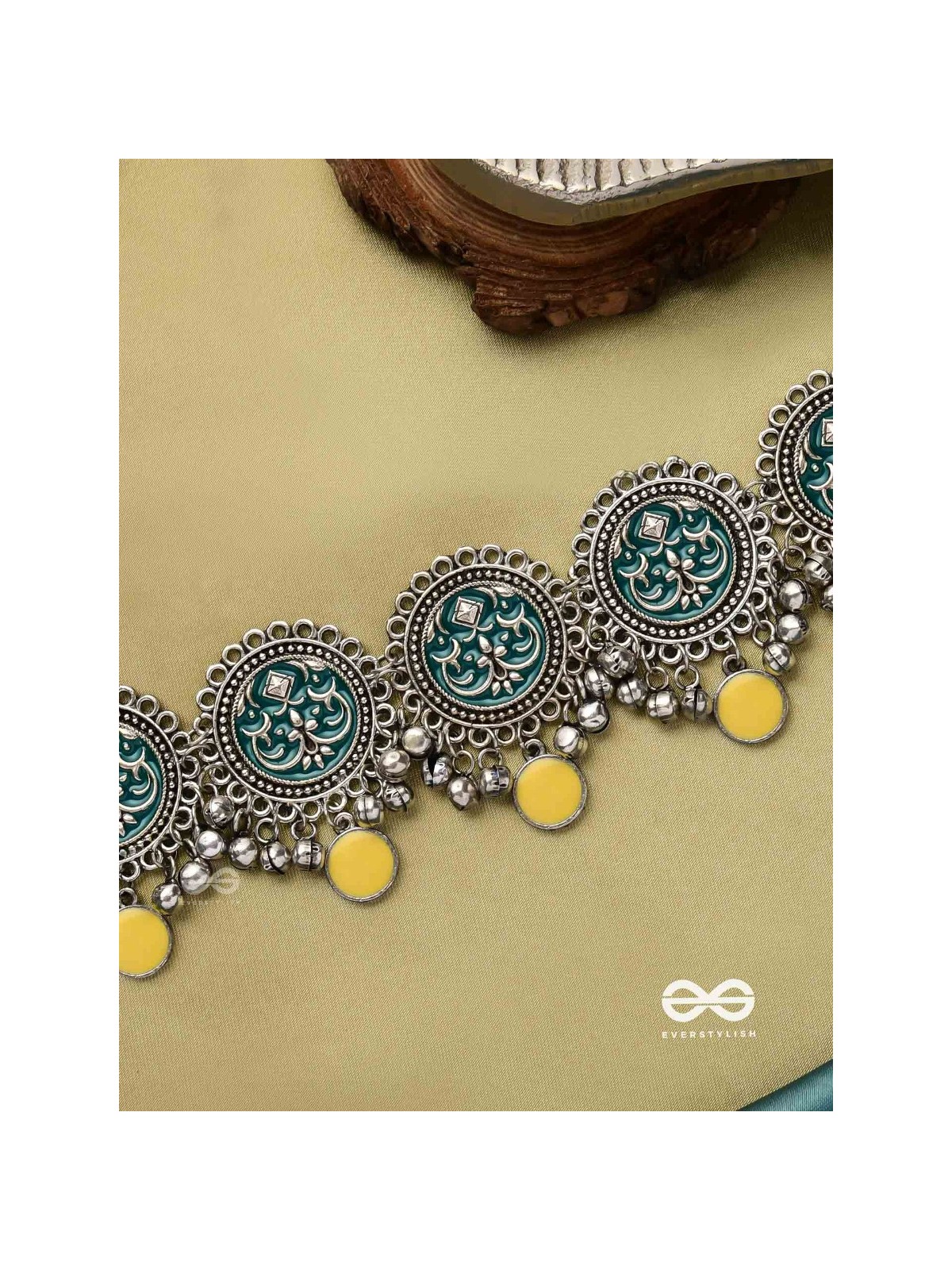 GOLDEN DUSK - TRADITIONAL OXIDISED NECKLACE