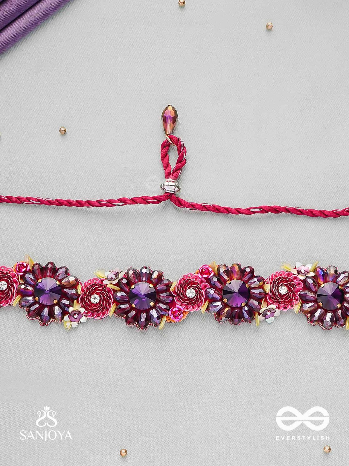 VARNAMALA ABHUSHANA - ADORNMENT OF COLORS - HEADBAND WITH GEMSTONES AND BEADS IN FLORAL PATTERNS