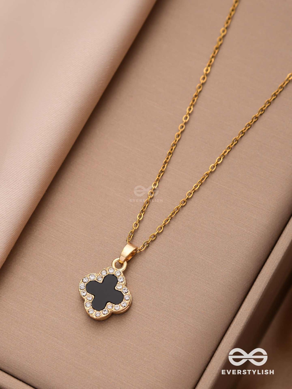 Mystic Clover - Crystal Embellished 2-in-1 Pendant (Black and White)