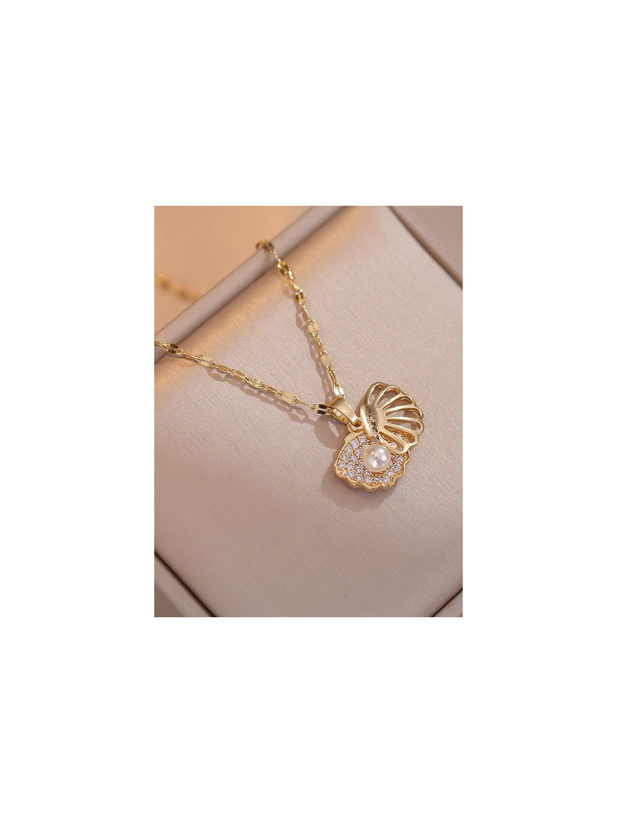 Golden Seashell - Pearl Embellished Pendant