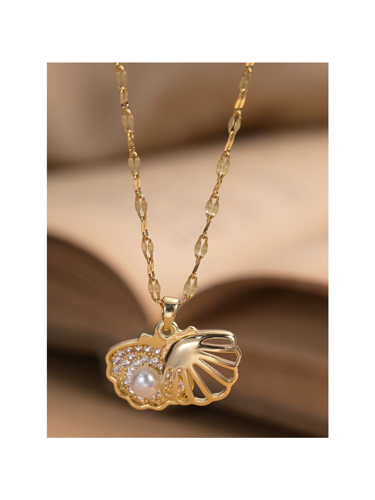 Golden Seashell - Pearl Embellished Pendant