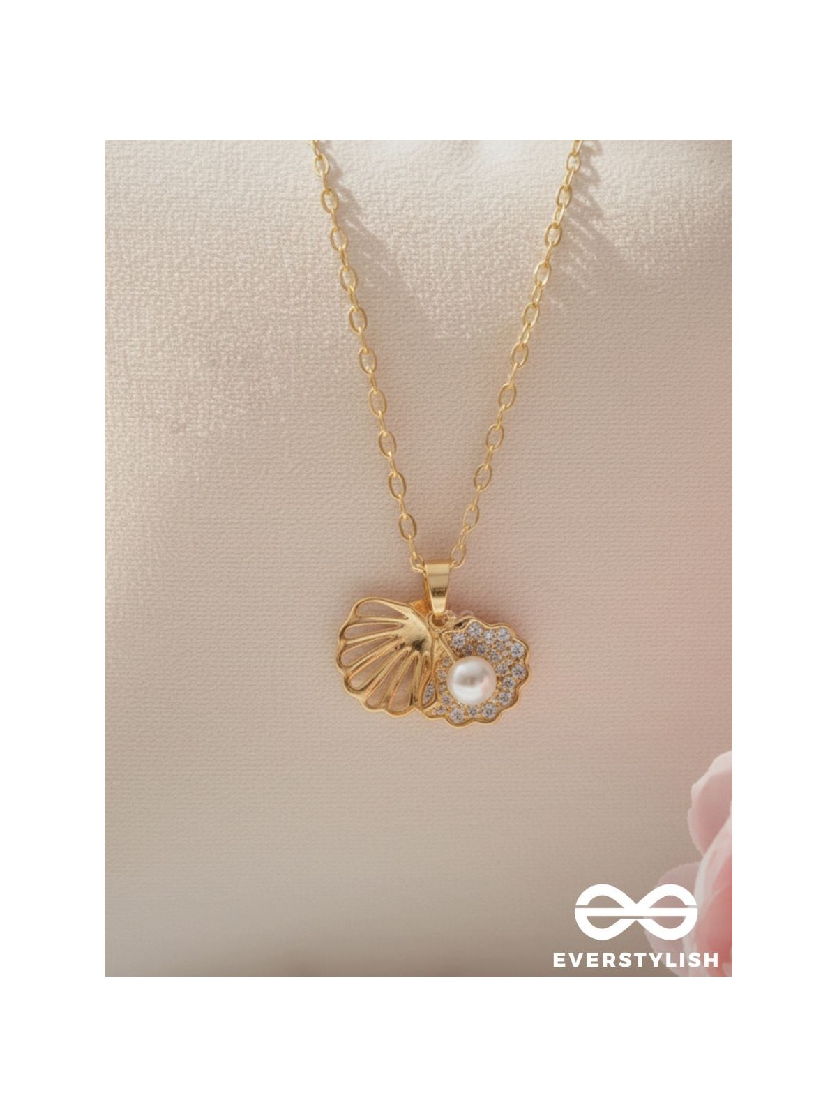 Golden Seashell - Pearl Embellished Pendant