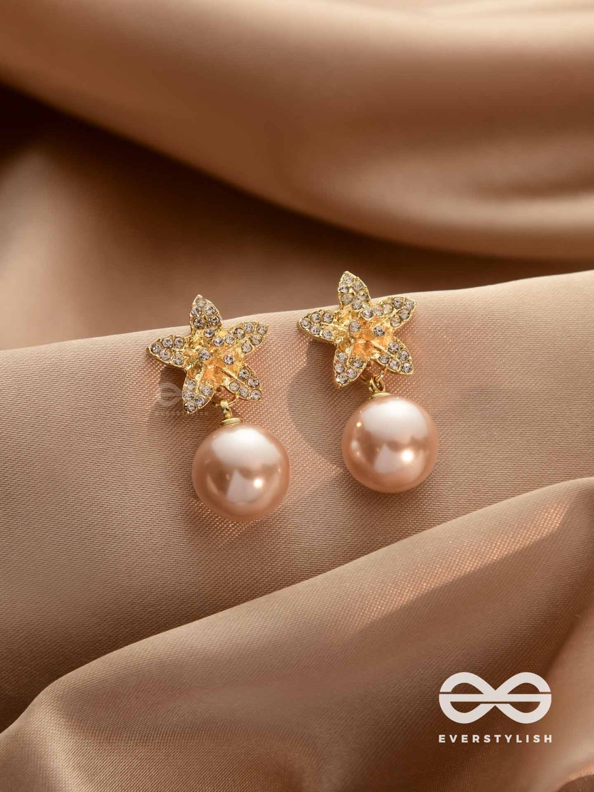 Twinkle Glow - Starry Pearl Earrings