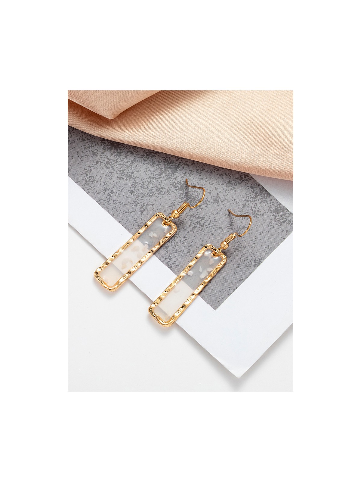 GOLDEN MIRAGE - GLITTER RESIN EARRINGS