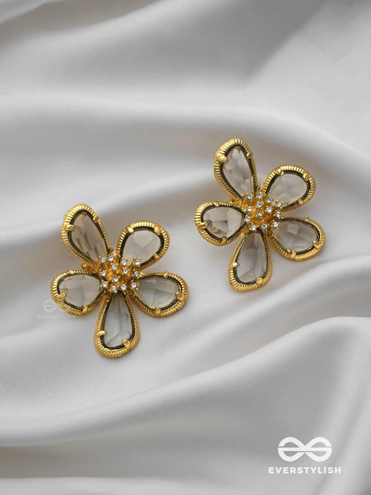 CRYSTAL GLOW - GLASS EARRINGS INLAID WITH CUBIC ZICRONIA STONES