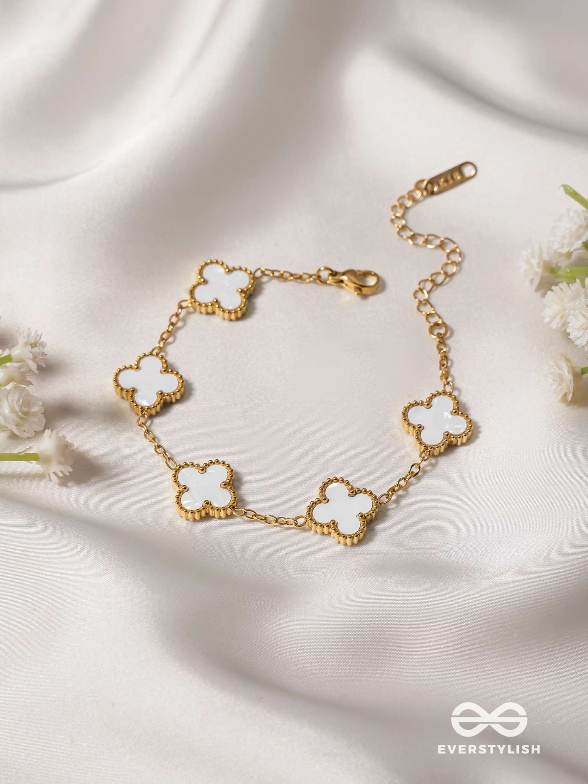 GOLDEN WHITE CLOVER - HOLOGRAPHIC STAINLESS STEEL 18K GOLD PLATED ANTI TARNISH BRACELET