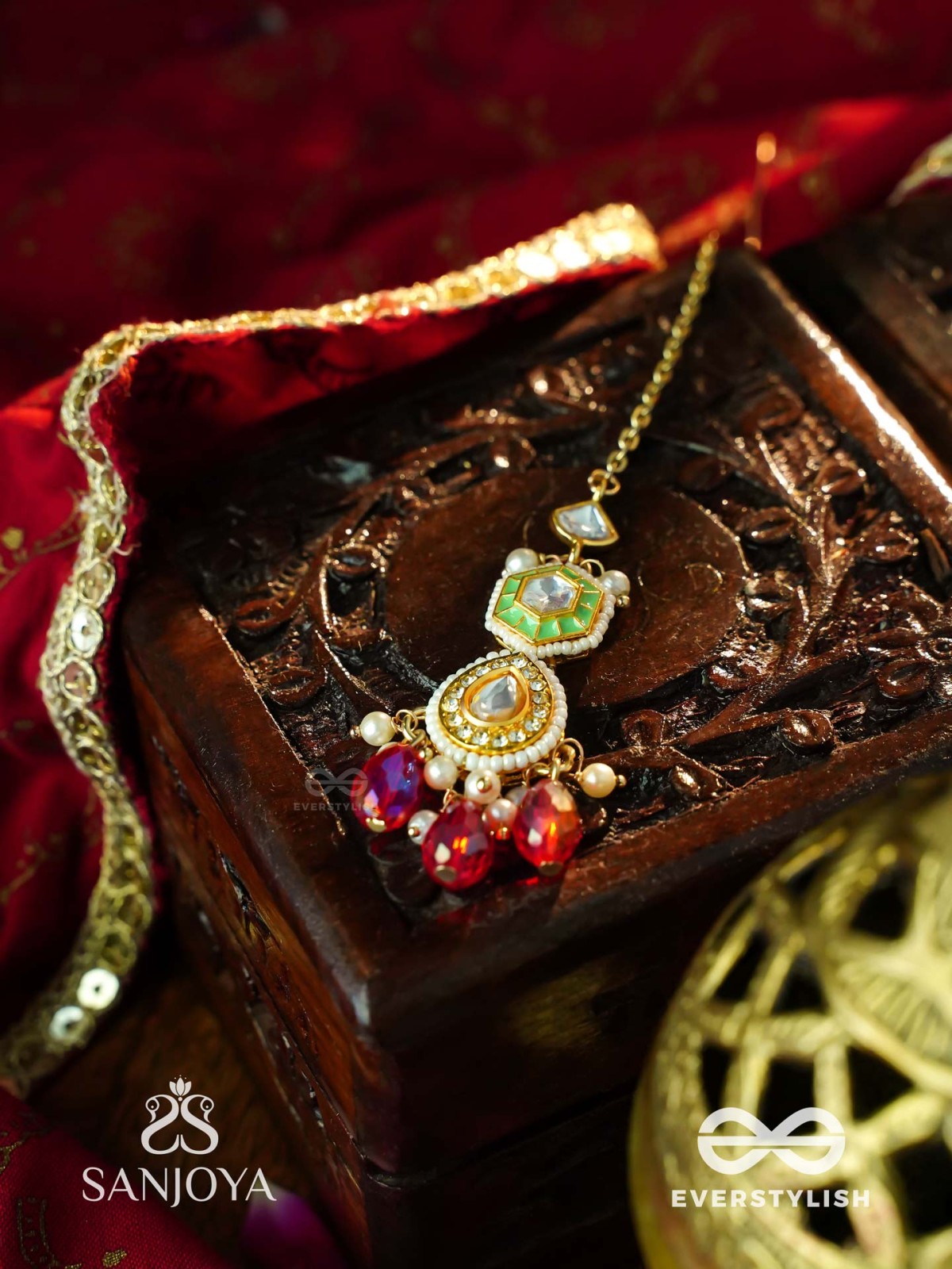 RUPANJALI - TRIBUTE TO BEAUTY - PEARLS, BEADS AND KUNDAN HAND EMBROIDERED MAANG TIKA