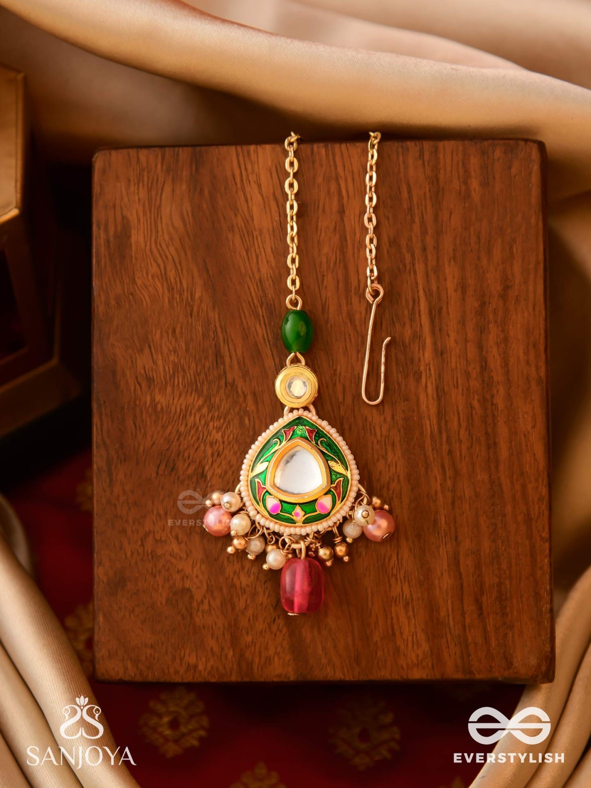 KIRANMALA – GARLAND OF RAYS- EXQUISITE ENAMELLED KUNDAN MAANGTIKA WITH MULTICOLORED DROPS AND PEARLS