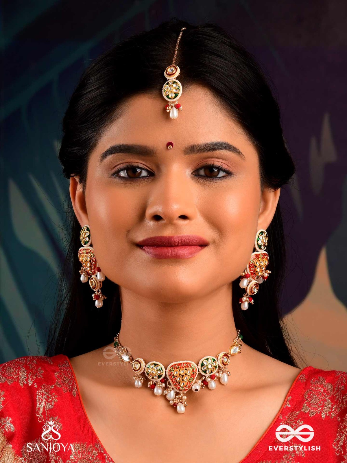 SUNDARIKA - BEAUTIFUL ONE -  HANDMADE KUNDAN SET WITH NECKLACE, EARRINGS AND MAANGTIKA