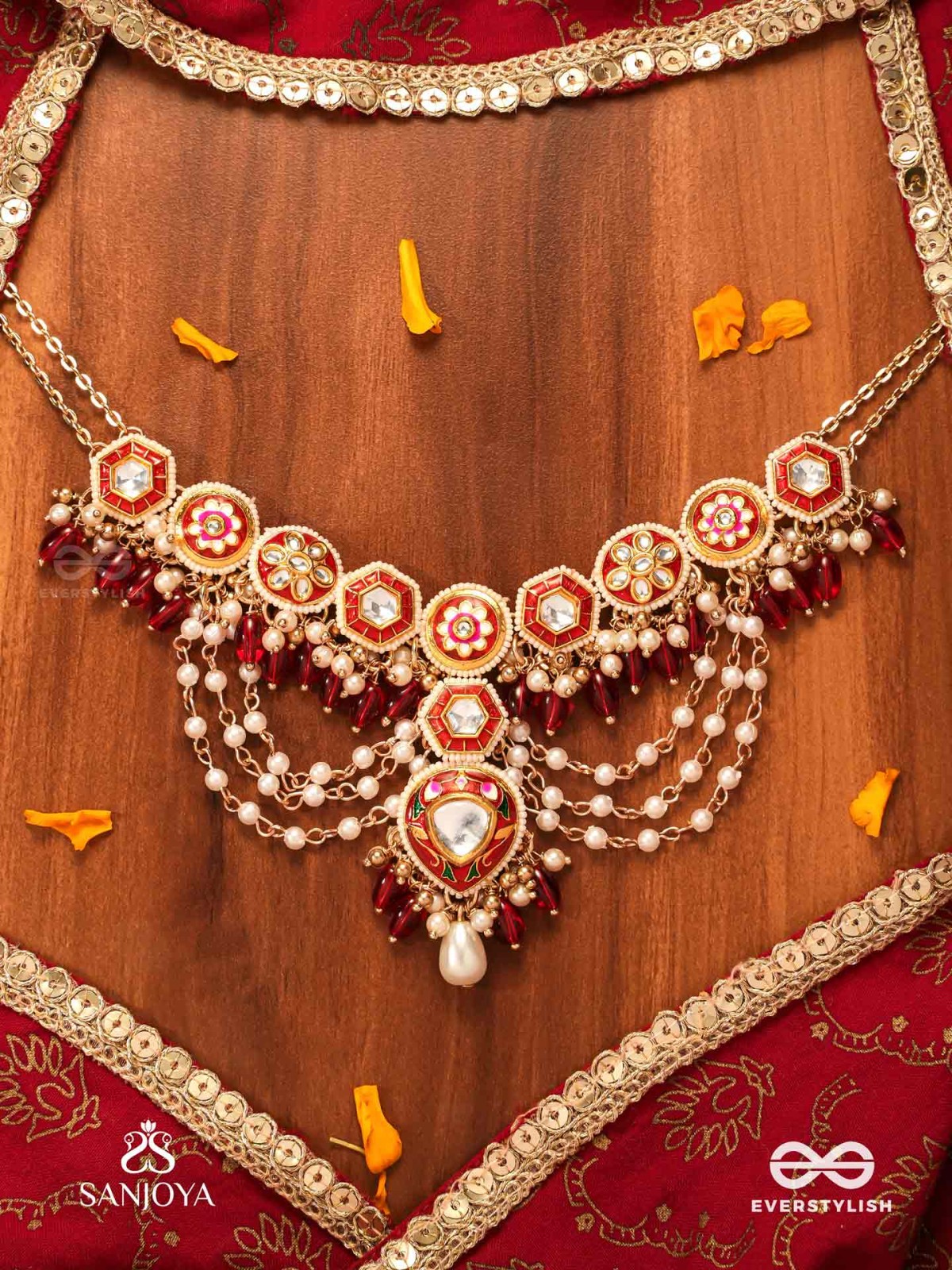 JWLALA - FLAME-LIKE BEAUTY - MAJESTIC HANDCRAFTED KUNDAN NECKLACE WITH ORNATE RED AND GOLDEN DETAILS