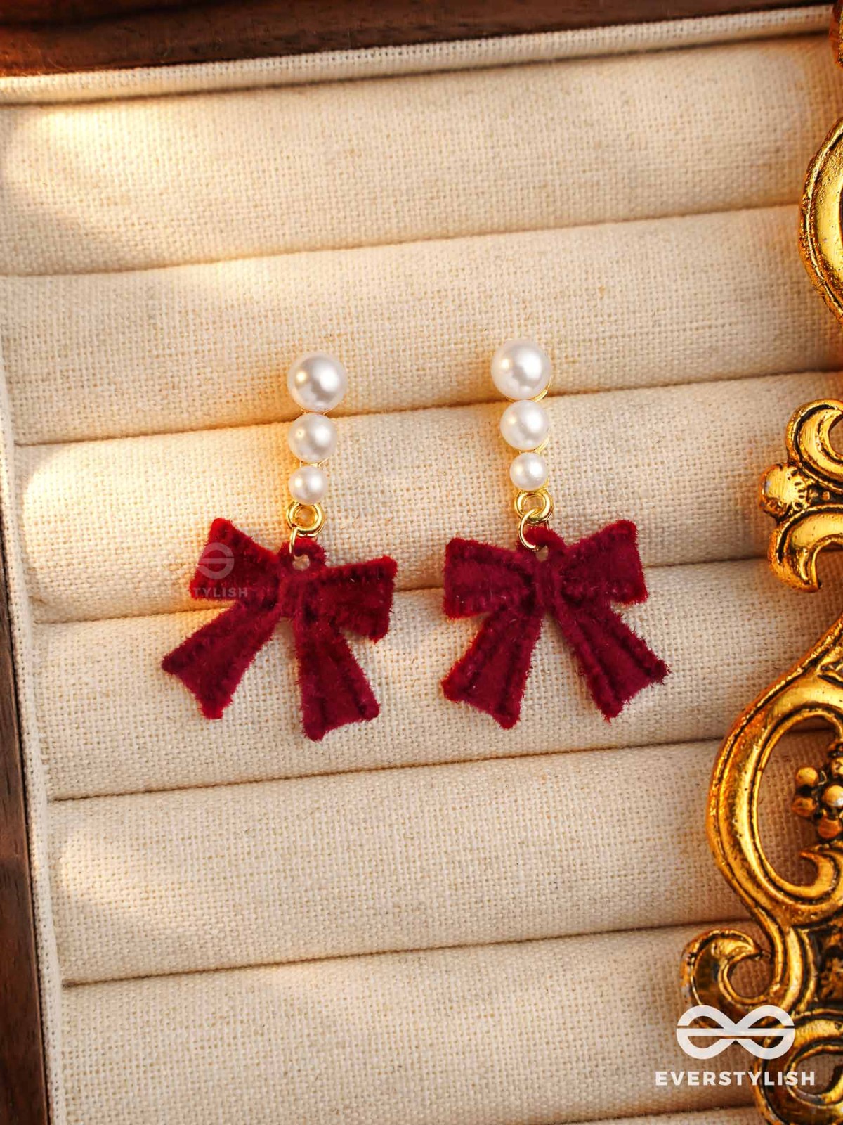 RUBY GRACE - TIMELESS RED BOW & PEARL EARRINGS