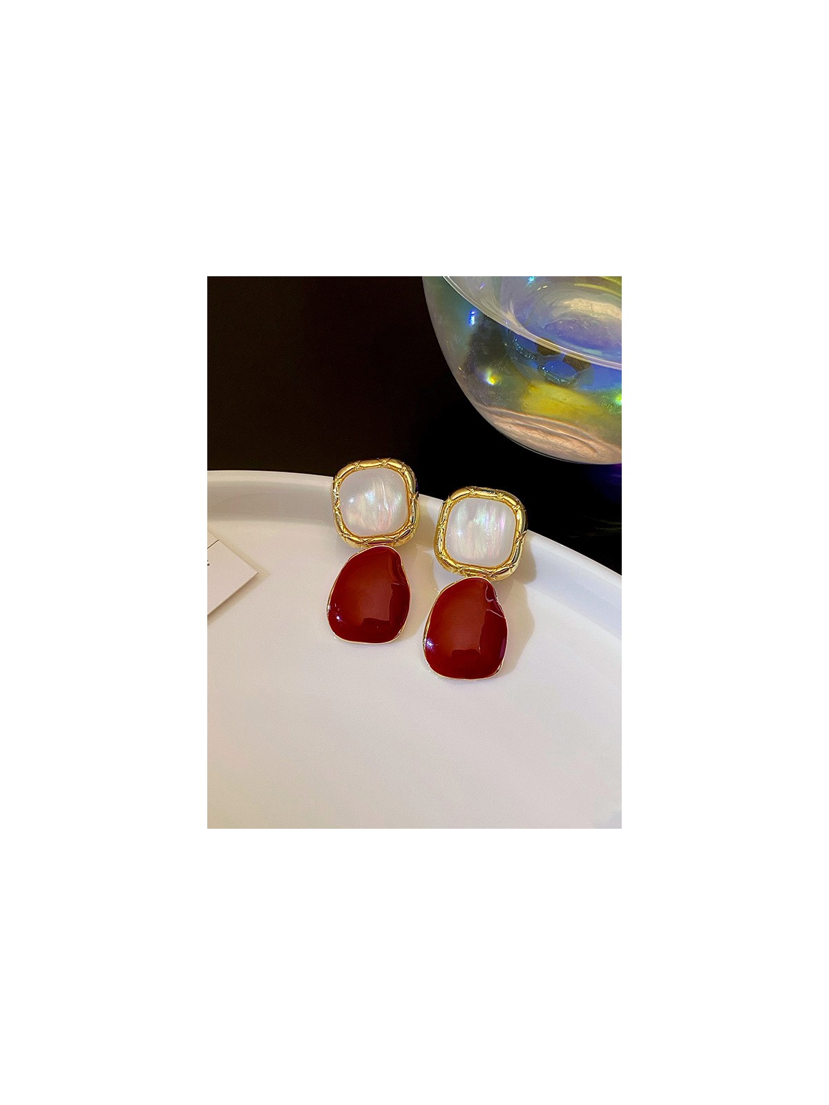 SCARLET LUSTRE- CLASSY DUAL-TONE DROP EARRINGS