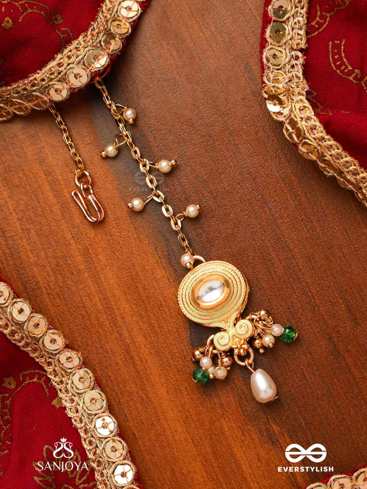 TARALYA - GENTLE RADIANCE- MINIMAL KUNDAN MAANGTIKA WITH GREEN DROPS AND PEARLS