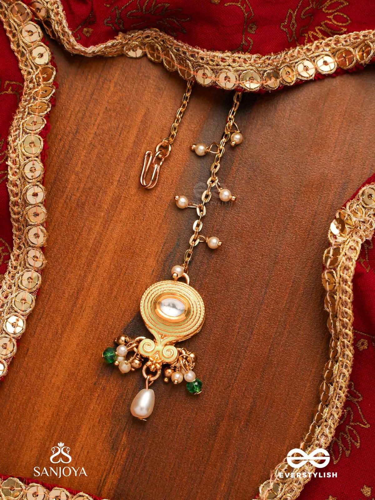 TARALYA - GENTLE RADIANCE- MINIMAL KUNDAN MAANGTIKA WITH GREEN DROPS AND PEARLS