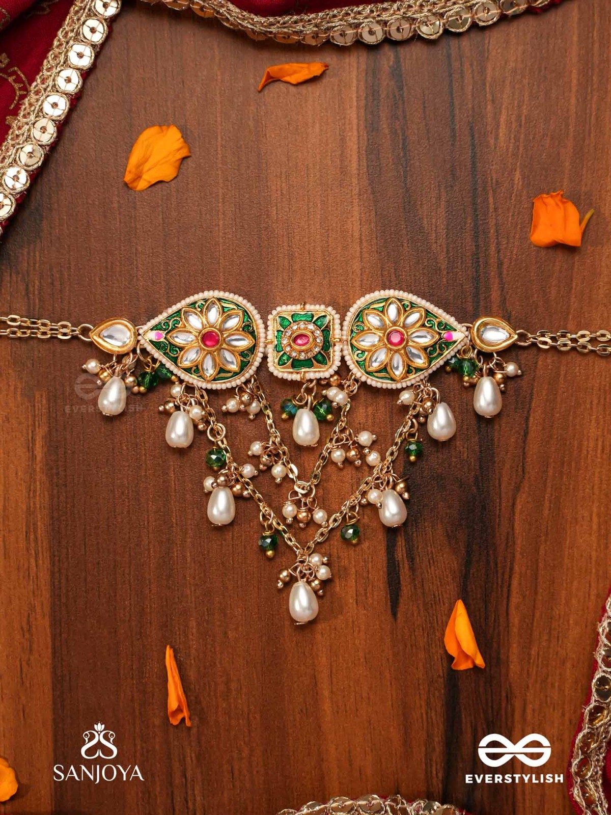 VANDEVI - GODDESS OF THE FOREST-  GRACEFUL KUNDAN NECKLACE WITH BEADS, DAINTY CHAINS AND PEARL DROPS