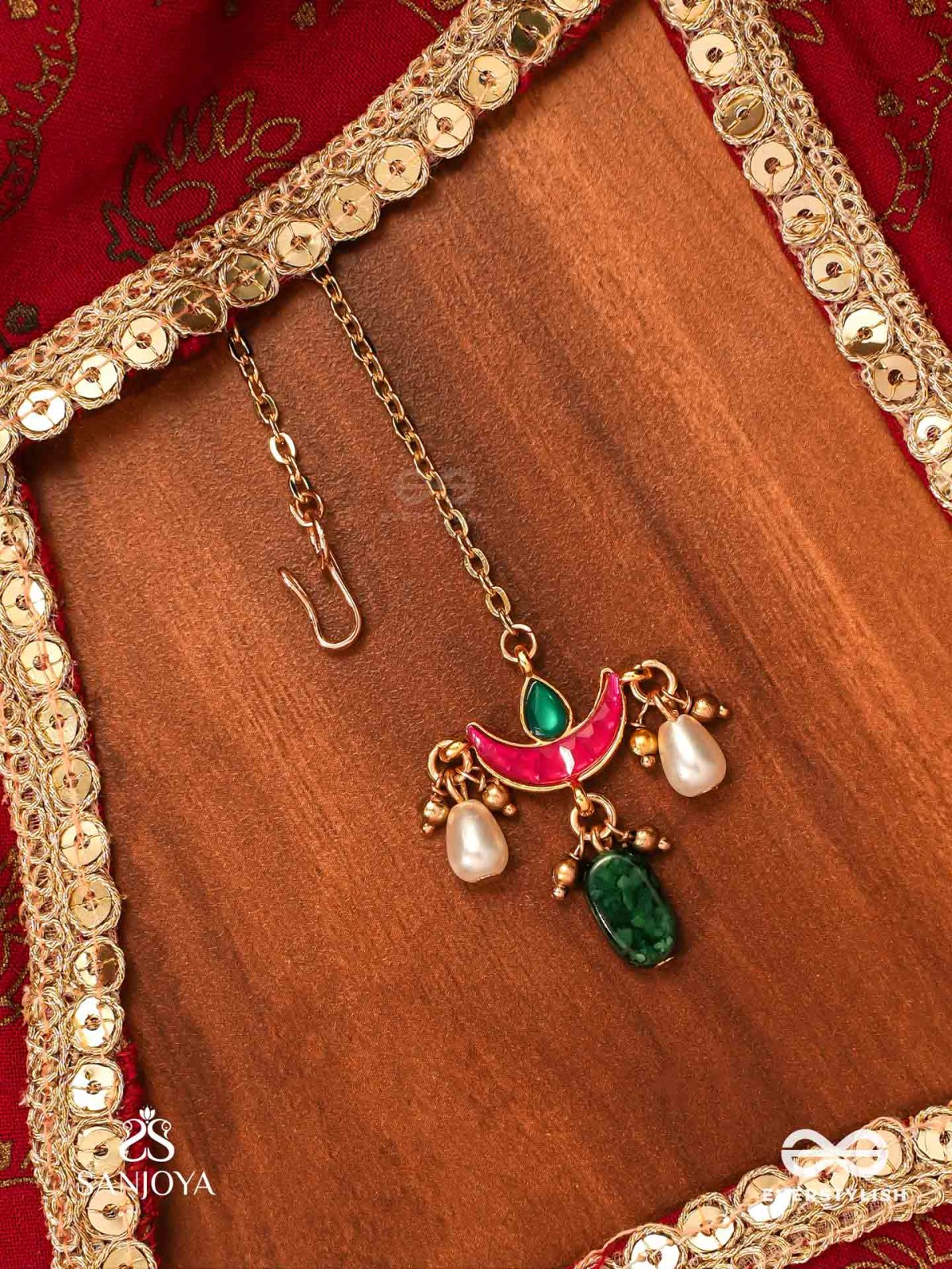 TRIKONIKA - TRIANGULAR BEAUTY- MAANGTIKA WITH RED CRESCENT, PEARLS AND BEADS