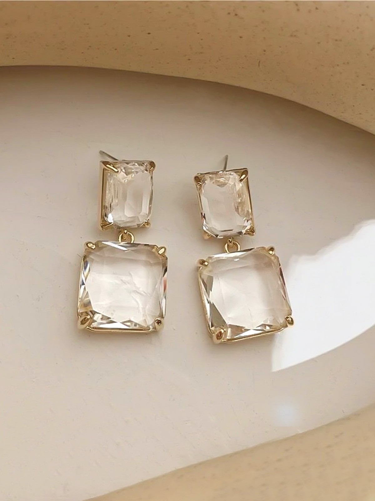 GOLDEN ICE - LUXURIOUS CLEAR STONE EARRINGS