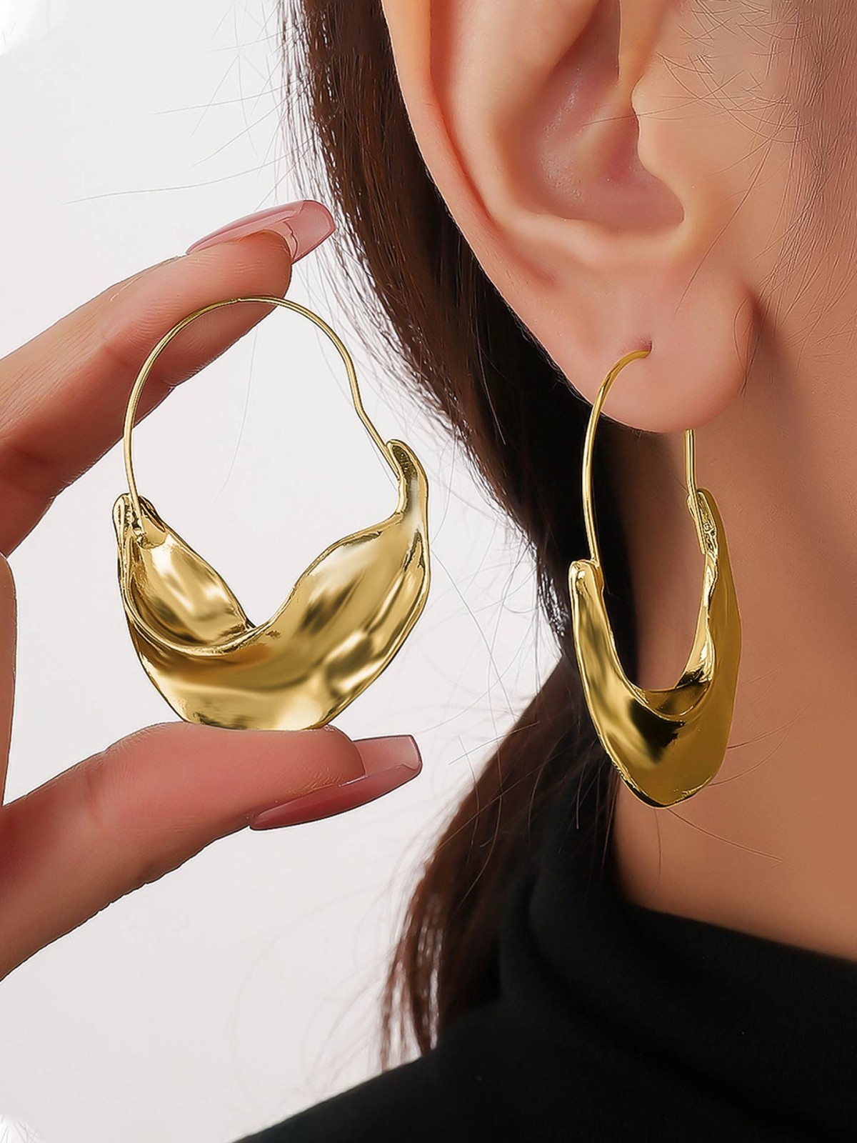 SUNLIT CURVE- ABSTRACT GOLD EARRINGS