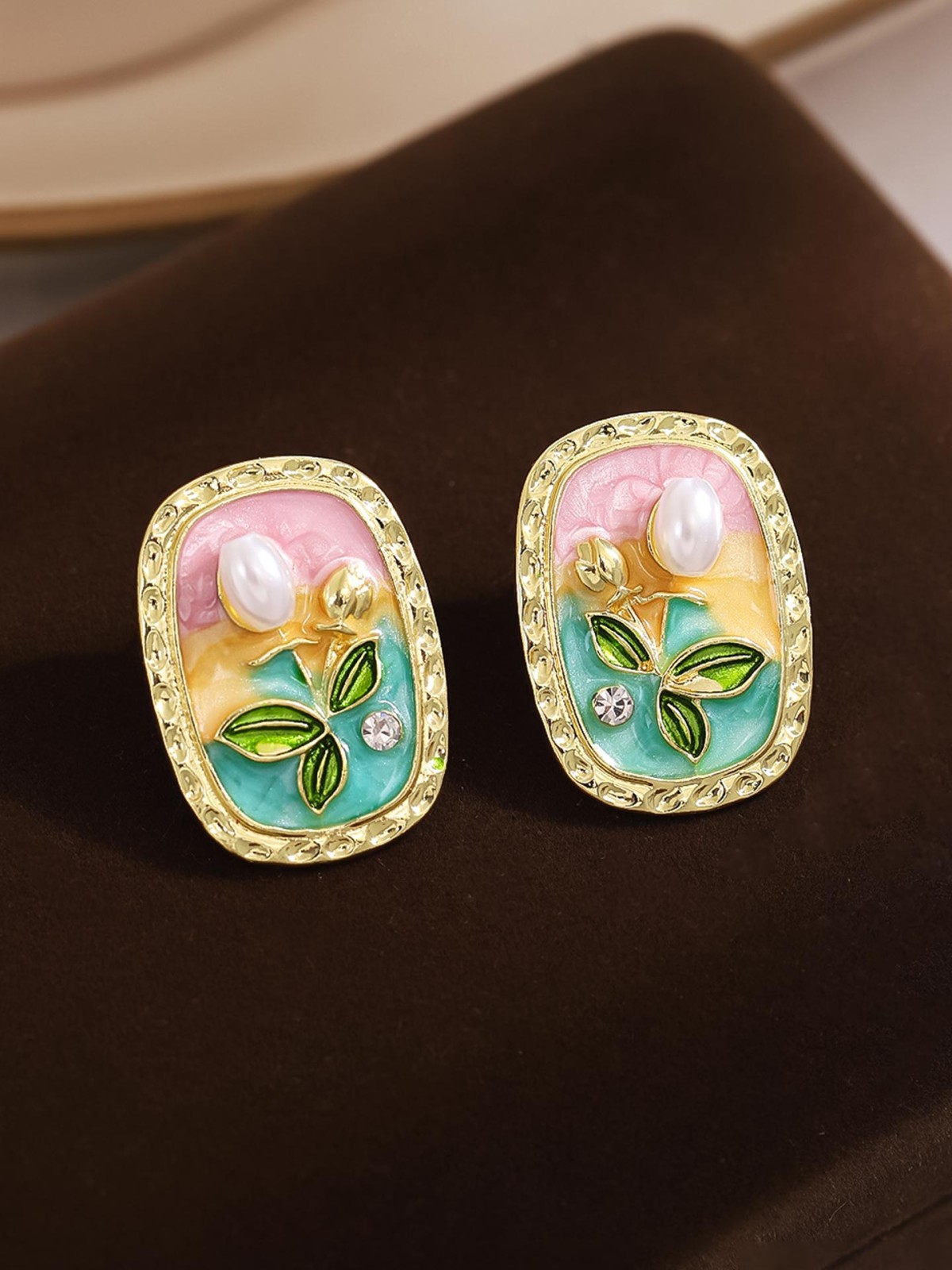FLORAL MUSE- STATEMENT EARRINGS WITH EMBOSSED FLOWERS AND PEARLS