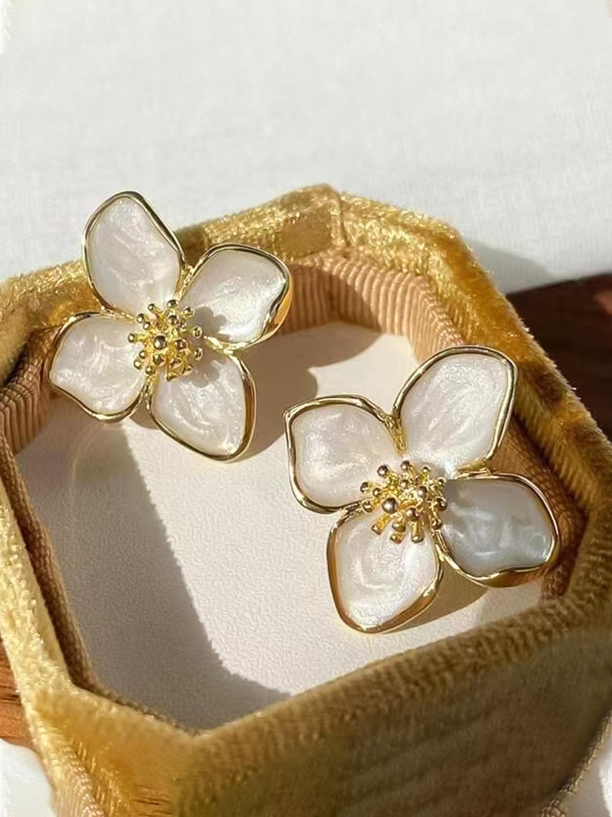 IVORY FLARE- GENTLE OFF-WHITE BLOOM STUDS