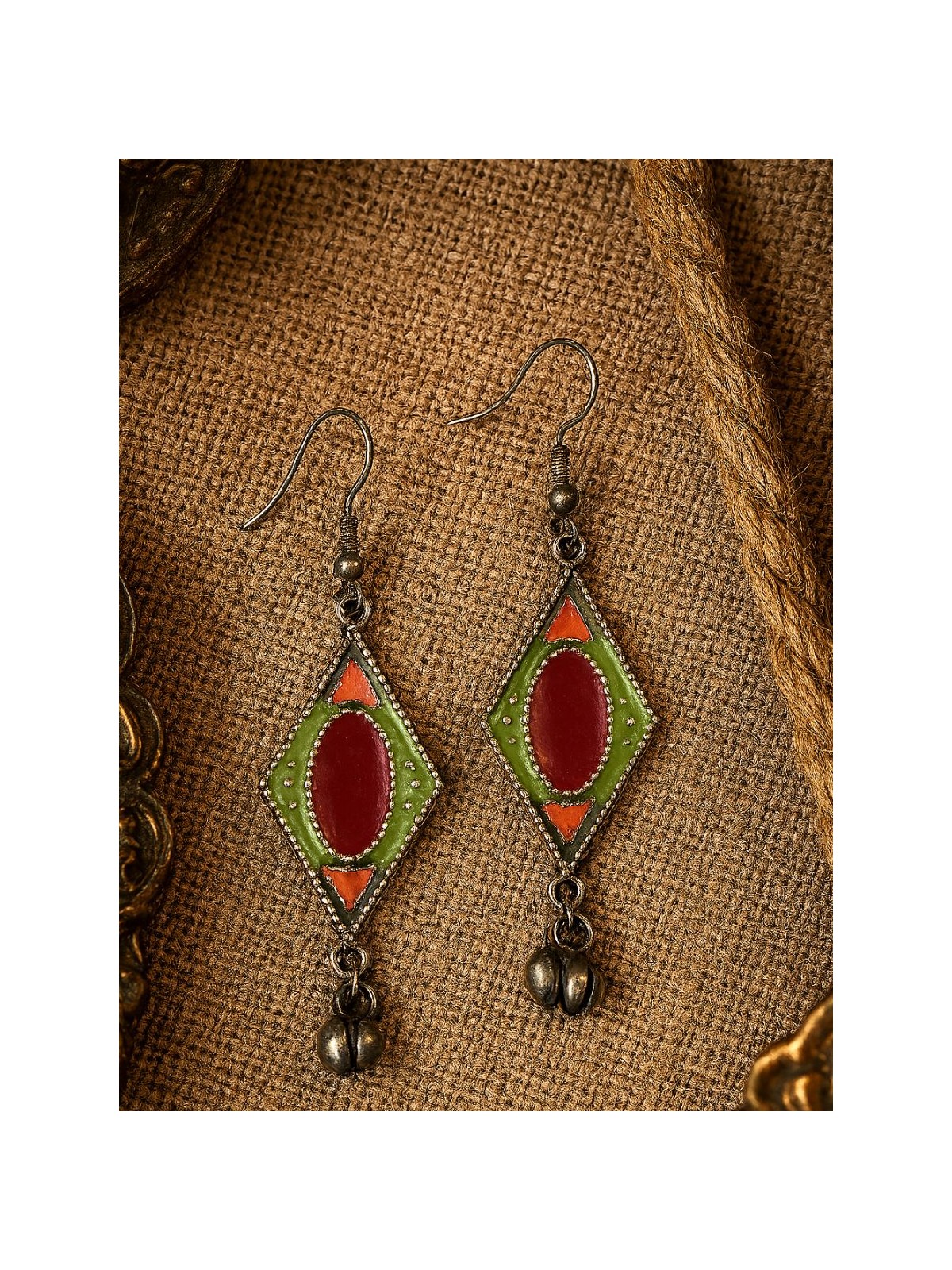 GEOMETRIC GRACE- DIAMOND-SHAPED OXIDISED EARRINGS