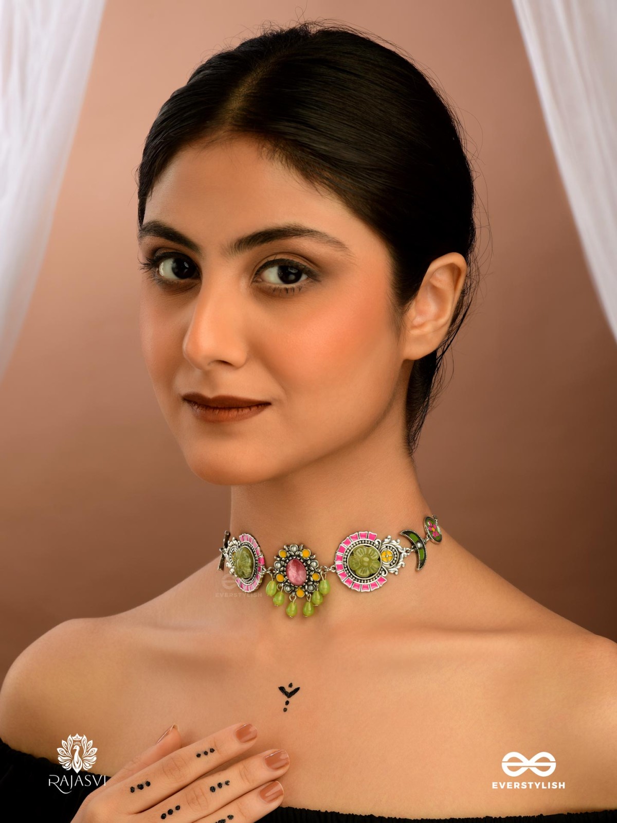 FLORAL FLARE - STATEMENT OXIDISED CHOKER