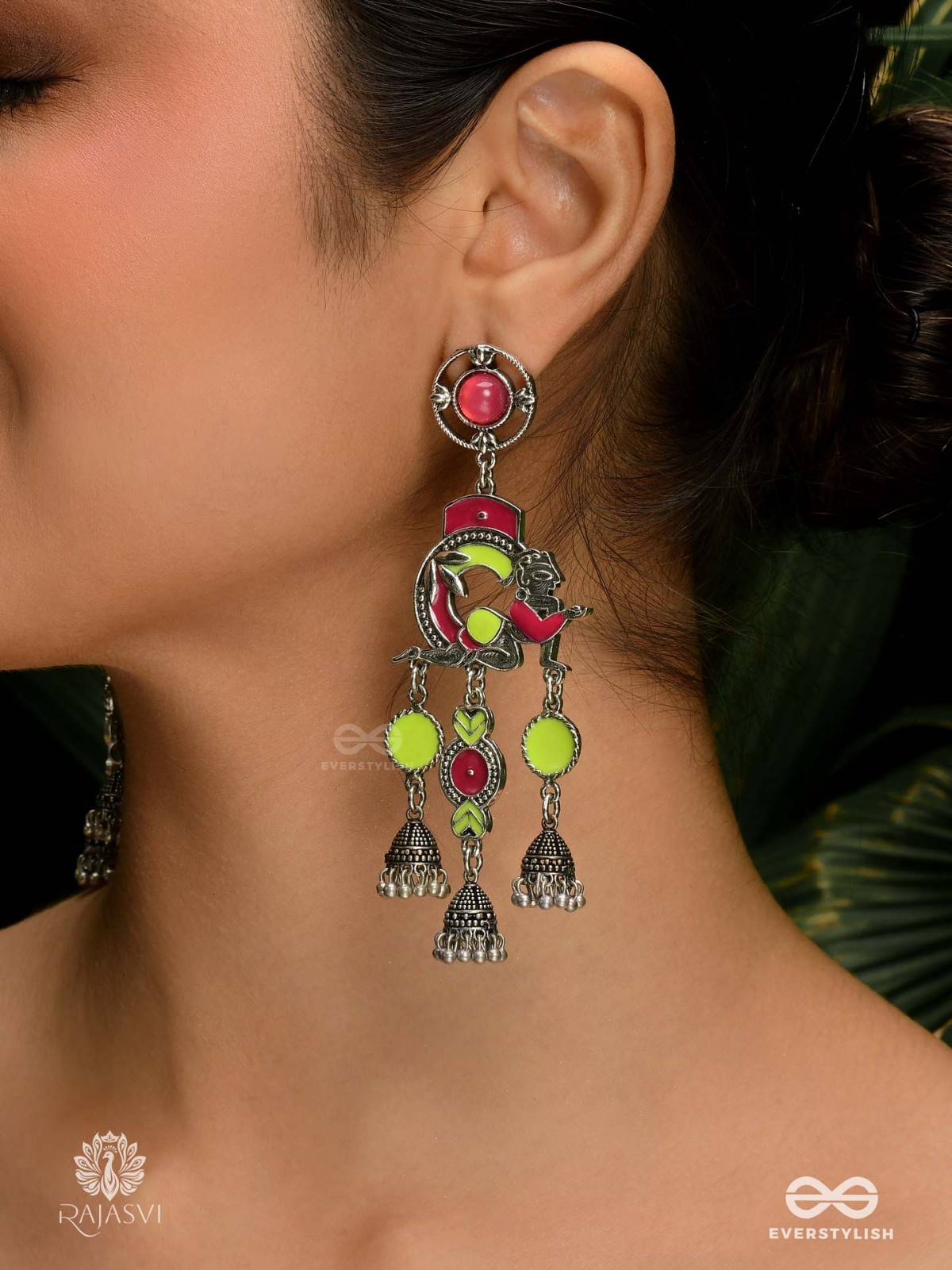 VIVA CHARM - VIBRANT DUAL-TONE ENAMEL EARRING
