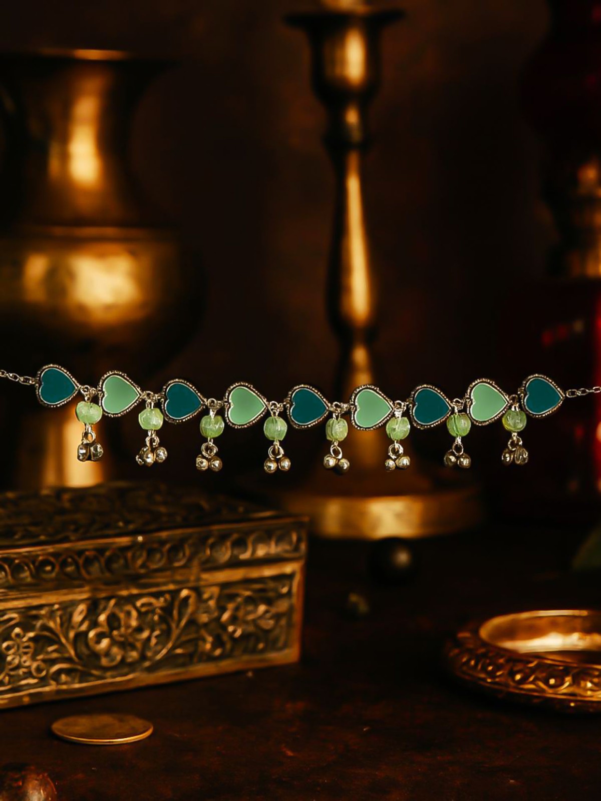 MINTY HEARTS  –  GREEN ENAMEL HEART CHOKER