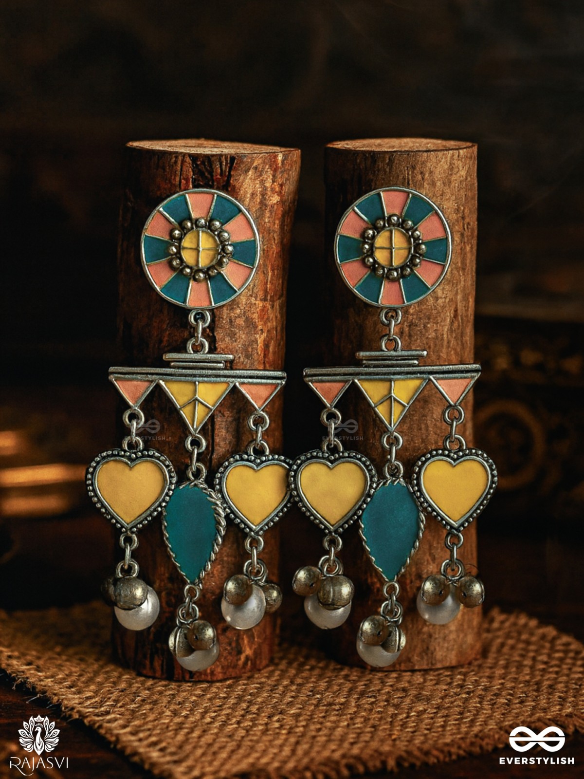 CARNIVAL BLOOM – OXIDISED HEART EARRING