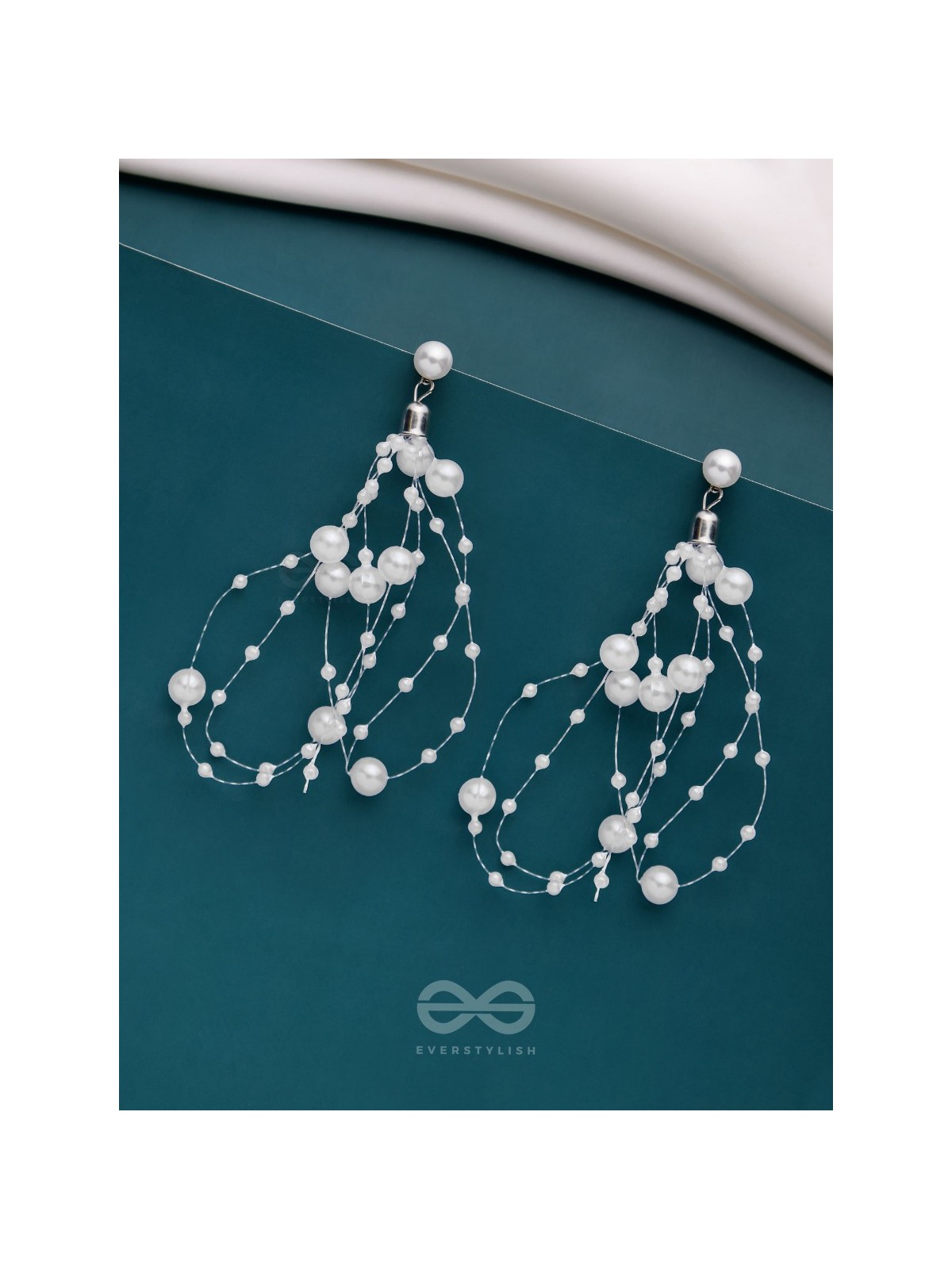 Precious Pearls of Snow Dangling Earrings