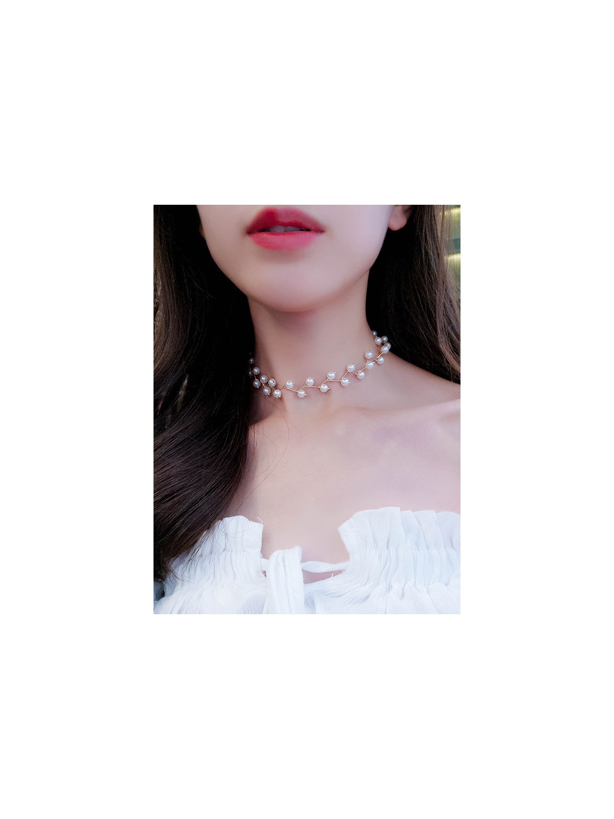 The Showstopper White and Gold Elegant Dainty Beaded Choker