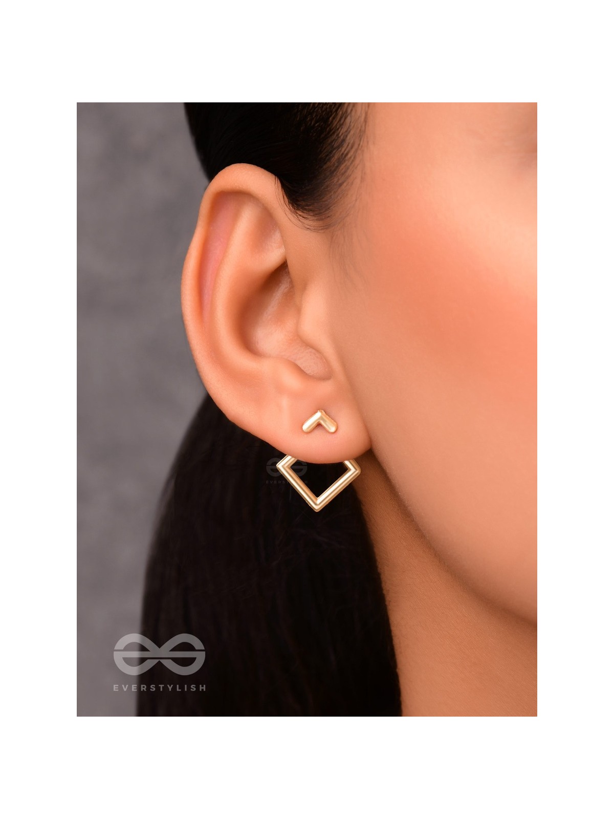 The modern girl’s intriguing artistic ear-jackets
