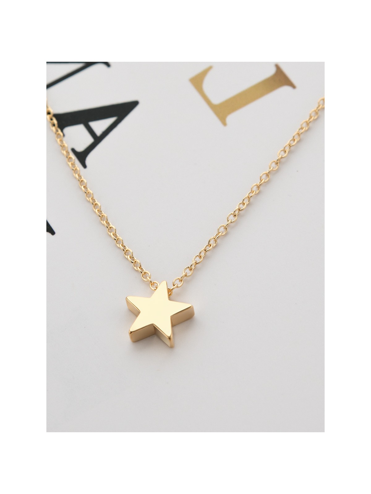 Little Elegant Star Necklace - Golden