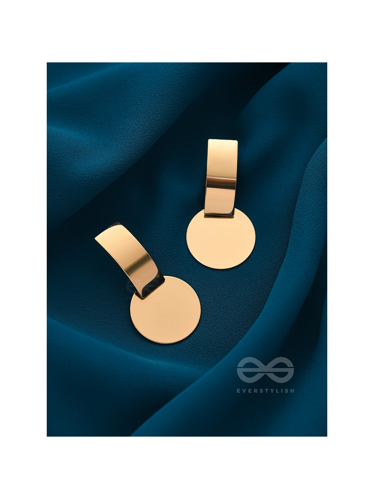 The Chic Geometry (Golden) - Golden Statement Earrings