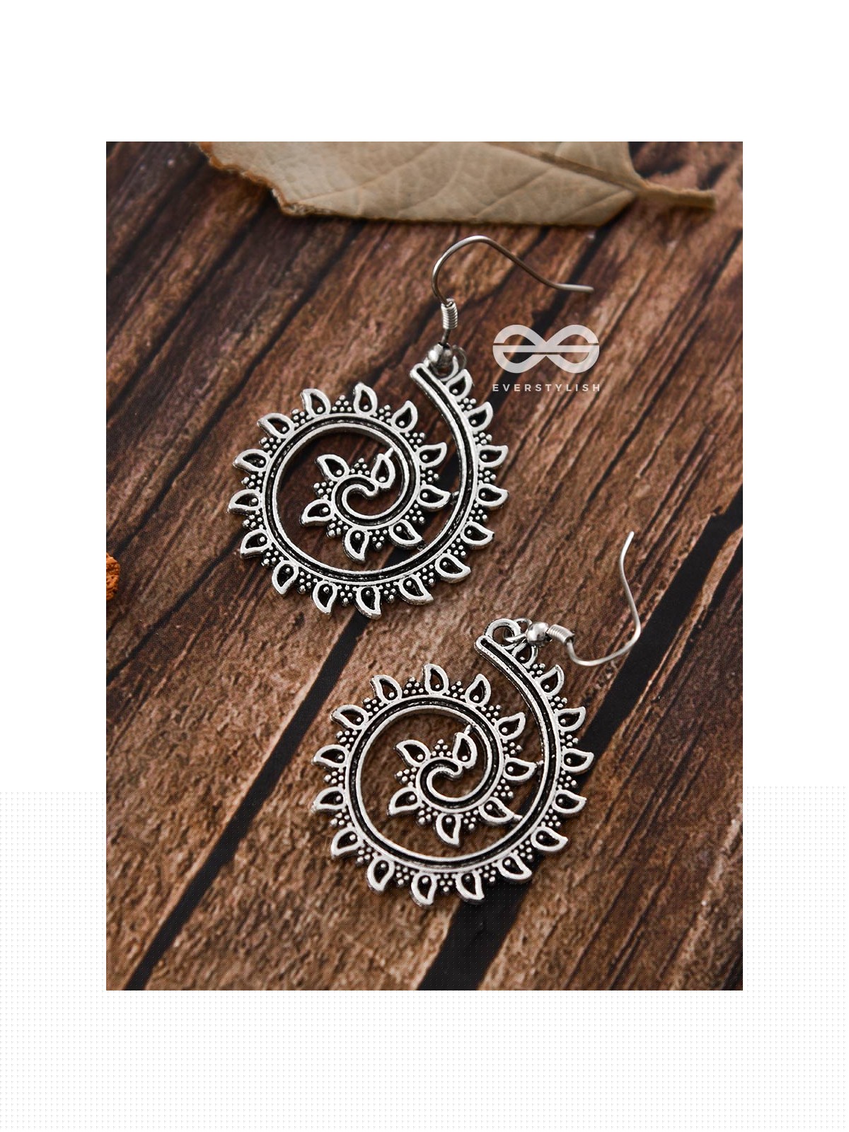 The Elegant Hypnosis - Tiny Trinket Earrings 