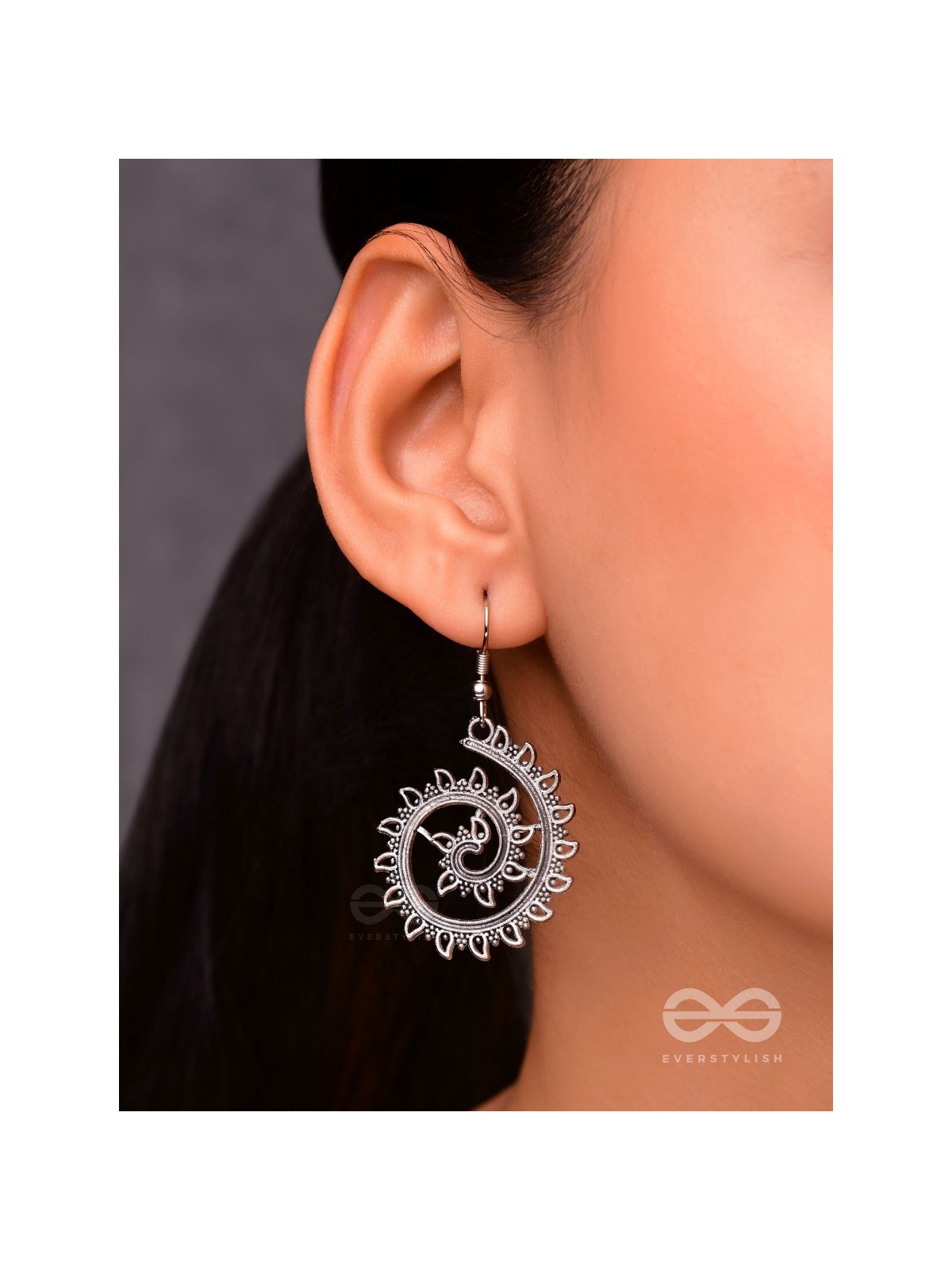 The Elegant Hypnosis - Tiny Trinket Earrings 