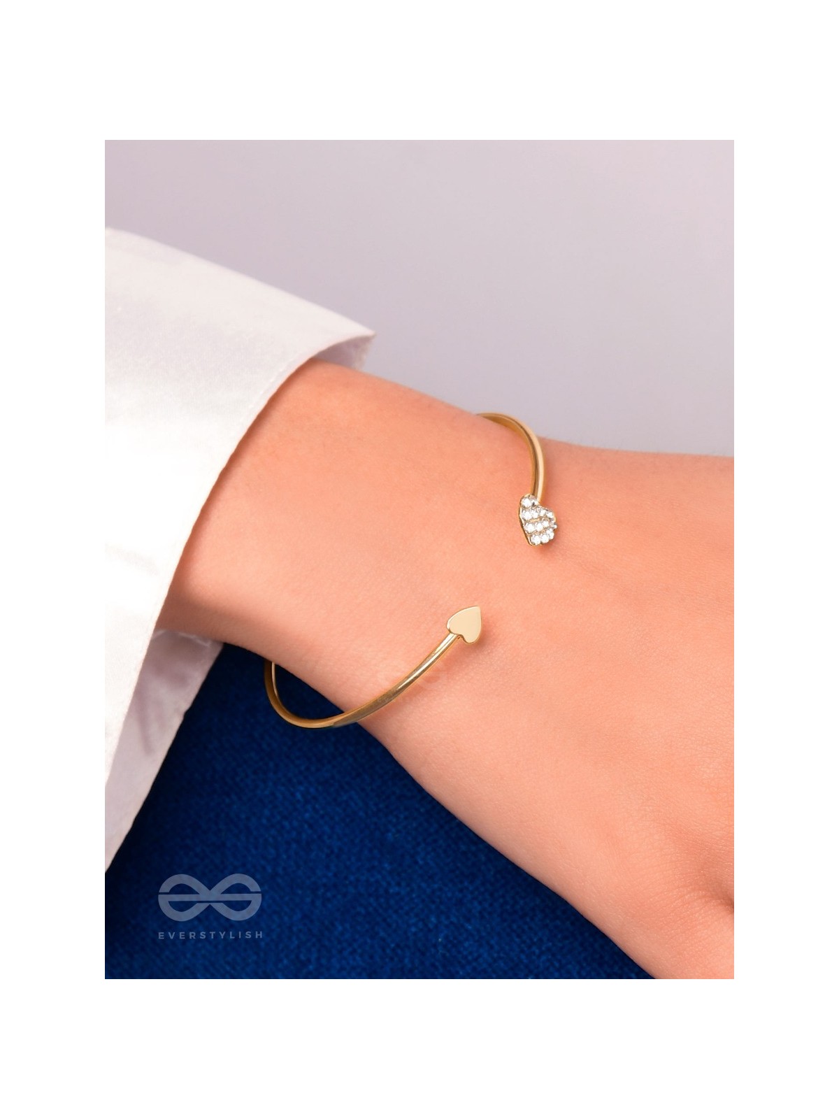 Golden Heart Rhinestone Bracelet