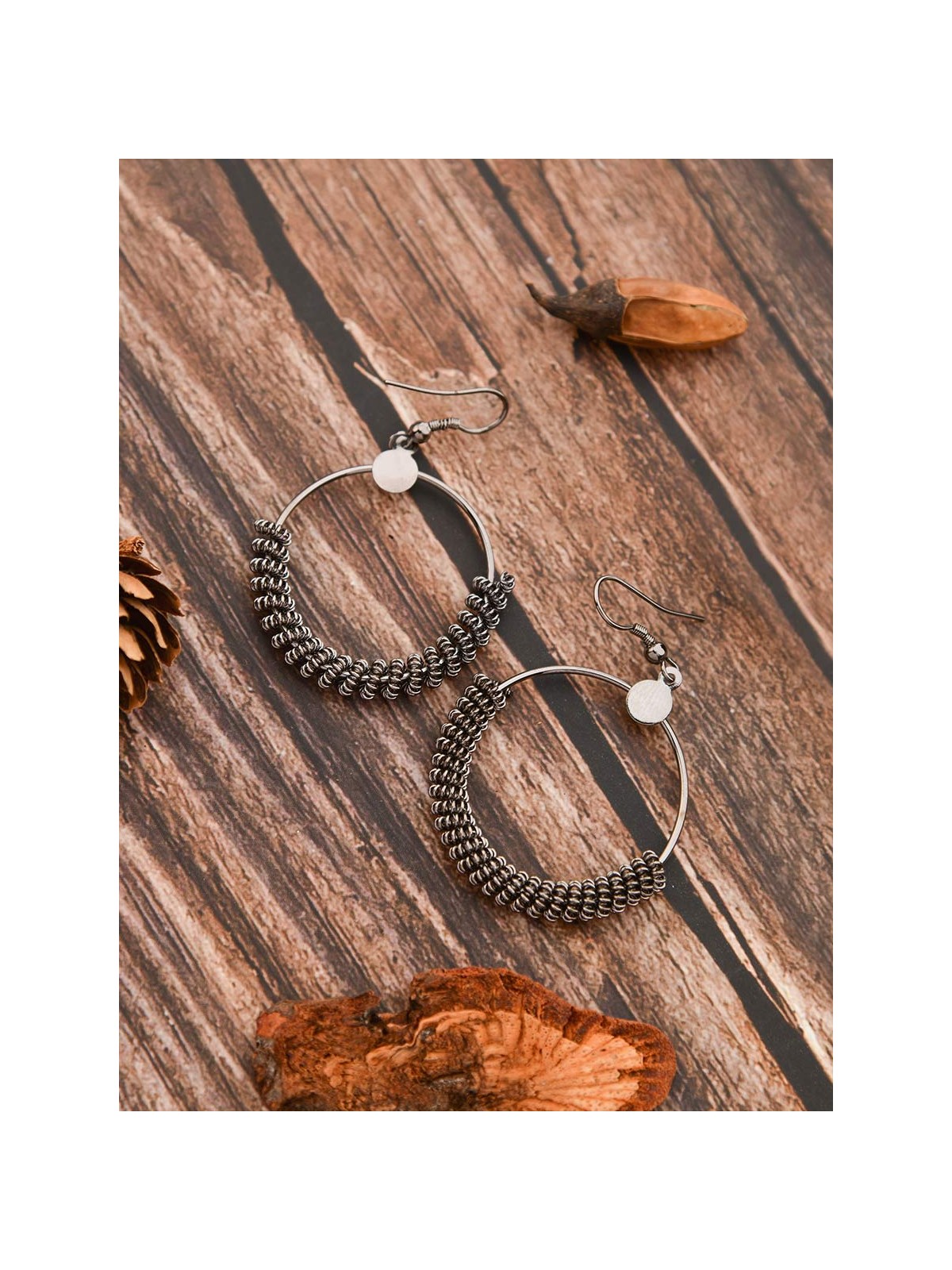 The Little Circled Mesh - Tiny Trinket Earrings - Silver