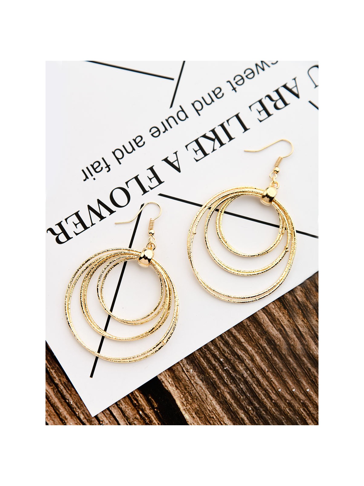 The Shimmery Circles - Golden Elegant Earrings
